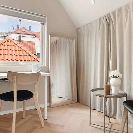 Dinbnb I Mid-city Luxury With Mini Balcony And Smart Tv & Sound System Ferienhaus *