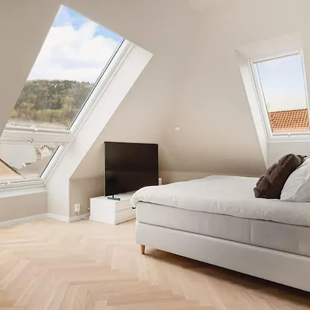 Dinbnb I Mid-city Luxury With Mini Balcony And Smart Tv & Sound System Ferienhaus *